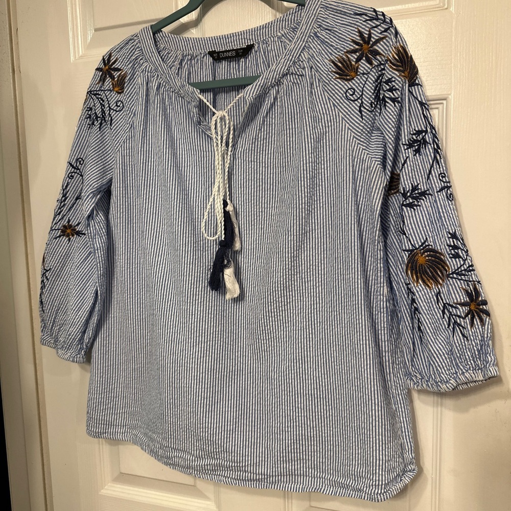 Dunnes Stores Sz 12 White & Blue Striped Seersucker Long Sleeve Embroidered Top